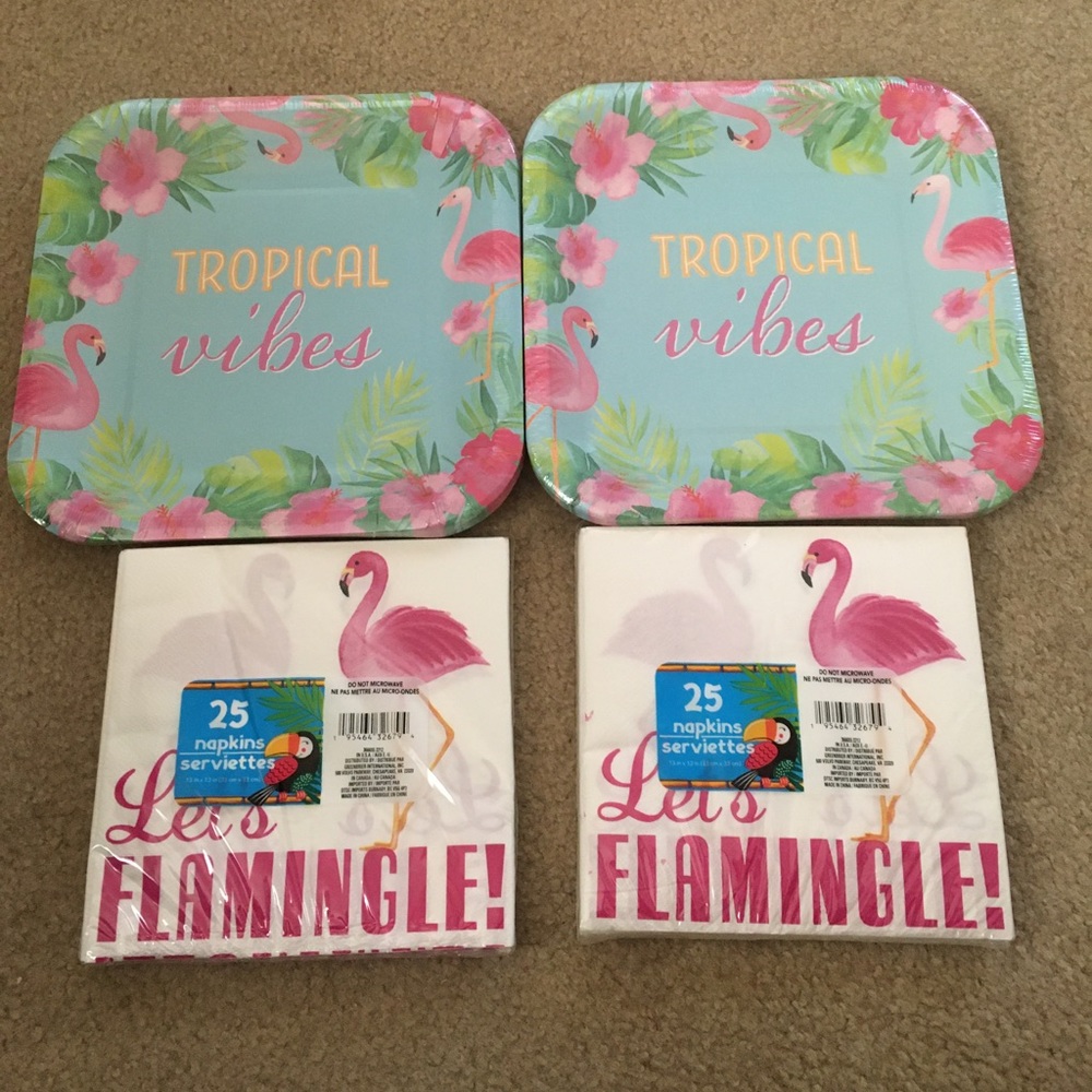 Flamingo Plates & Napkins